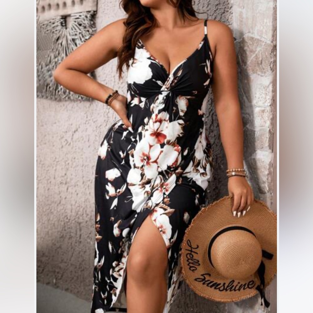 Beautiful floral dress. ,never worn. Smoke free home
